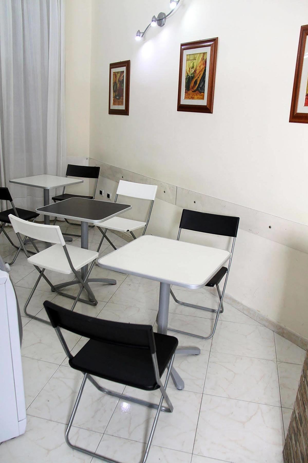 Cinquestelle Naples Extérieur photo